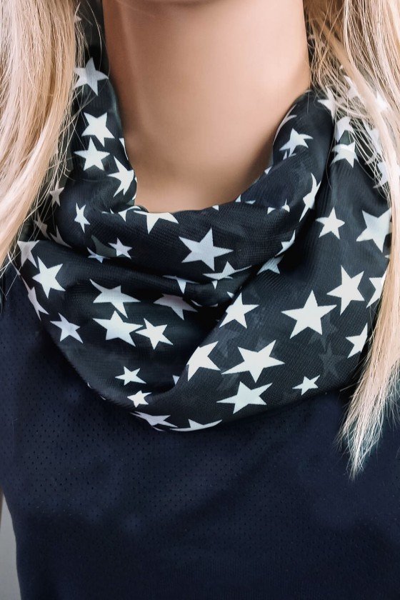 echarpe feminino preto estampado estrelas brancas cachecol preto sweet lucy