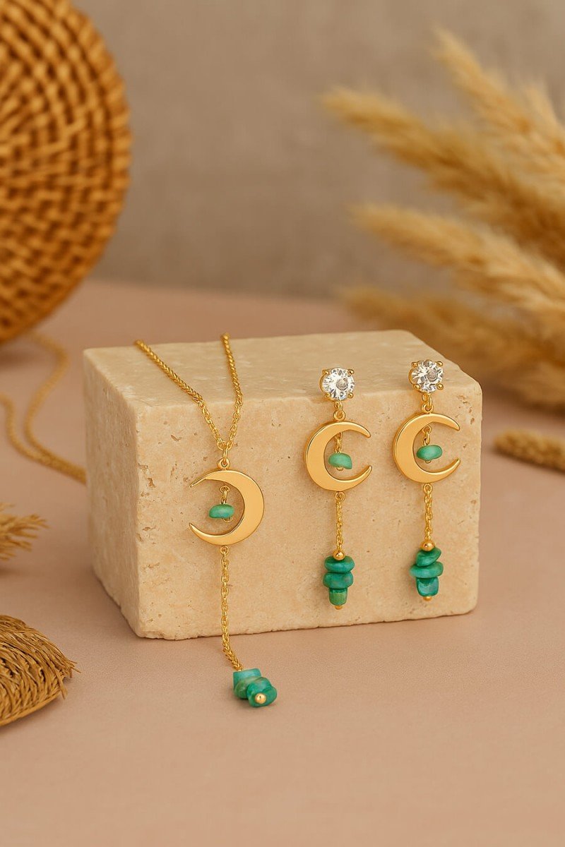 colar com pingente lua semijoia folheada em ouro semijoias boho sweet lucy bijuteria boho chic