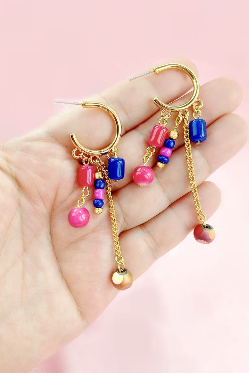 brinco de ano novo brinco azul e rosa brinco argolinha brinco feminino brincos modernos brinco de argola com pedras coloridas
